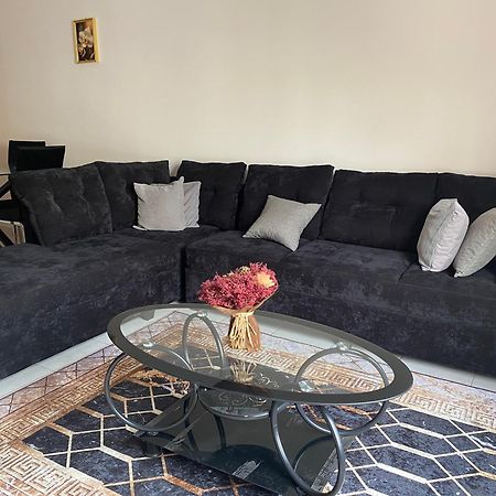 Apartamento T2 Equipado E Aconchegante. برايا المظهر الخارجي الصورة
